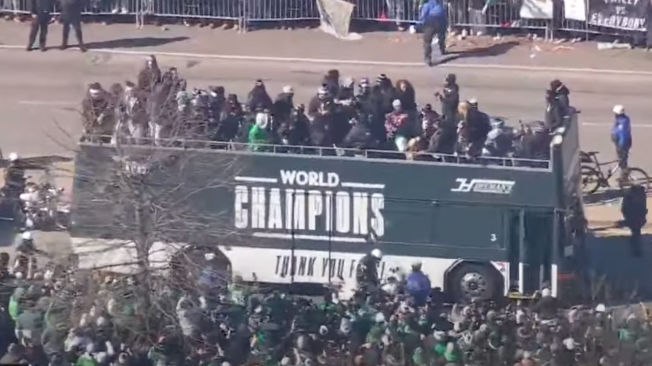 Philadelphia Eagles Visit White House to Celebrate Super Bowl Lix Victory (Video) Philadelphia Eagles Visit White House to Celebrate Super Bowl Lix Victory (Video)
