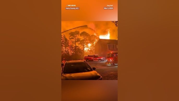 Large numbers of wildfires burning in North and South Carolina prompt states of emergency and evacuation Large numbers of wildfires burning in North and South Carolina prompt states of emergency and evacuation