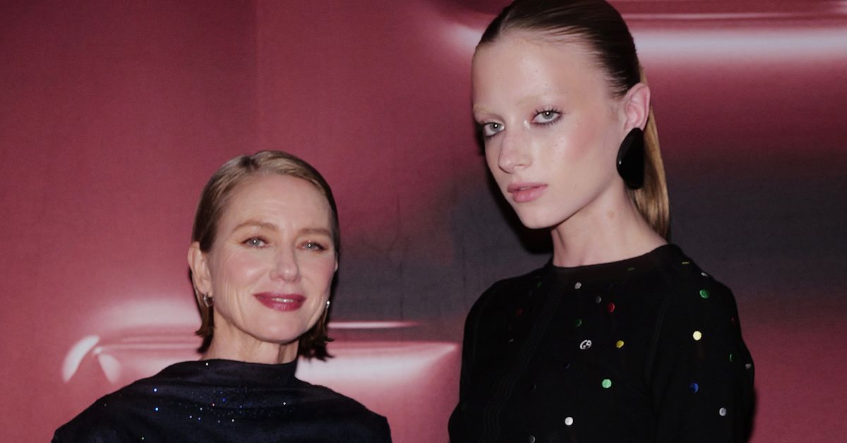 Naomi Watts joins her teenage daughter for New York event Naomi Watts joins her teenage daughter for New York event