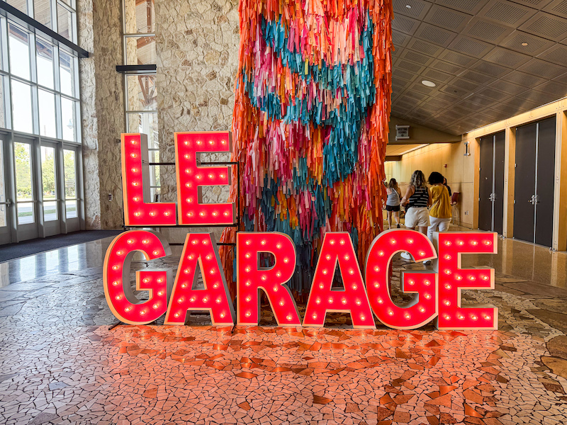 Le Garage Sale is the best shopping event in Austin Le Garage Sale is the best shopping event in Austin